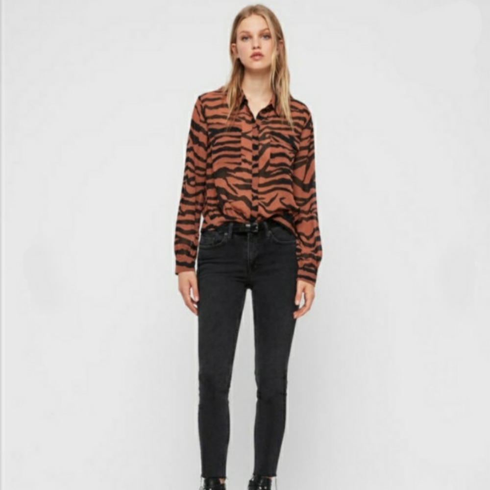 NWT AllSaints Adeliza Zephyr Button Down Animal Print Long Sleeve Blouse Size M - Picture 3 of 11